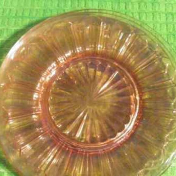 Vintage Antique Pink Depression Glass Salad Plate(s) 8 in diameter 4 total - Picture 2 of 4